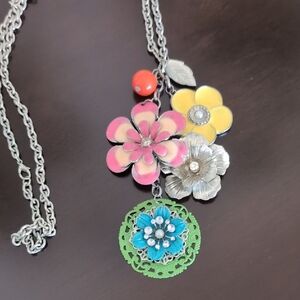 Floral Multicolor Pendant Necklace